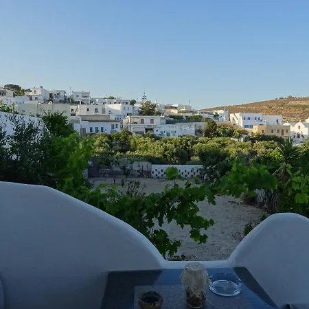 Andreas Studio With Private Parcking Apartament Triovasálos